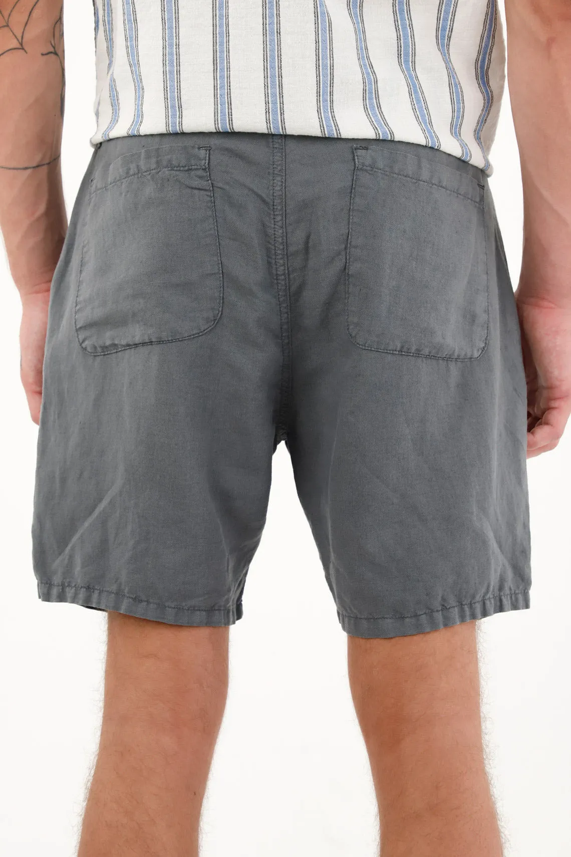 Bermuda tipo chino gris para hombre