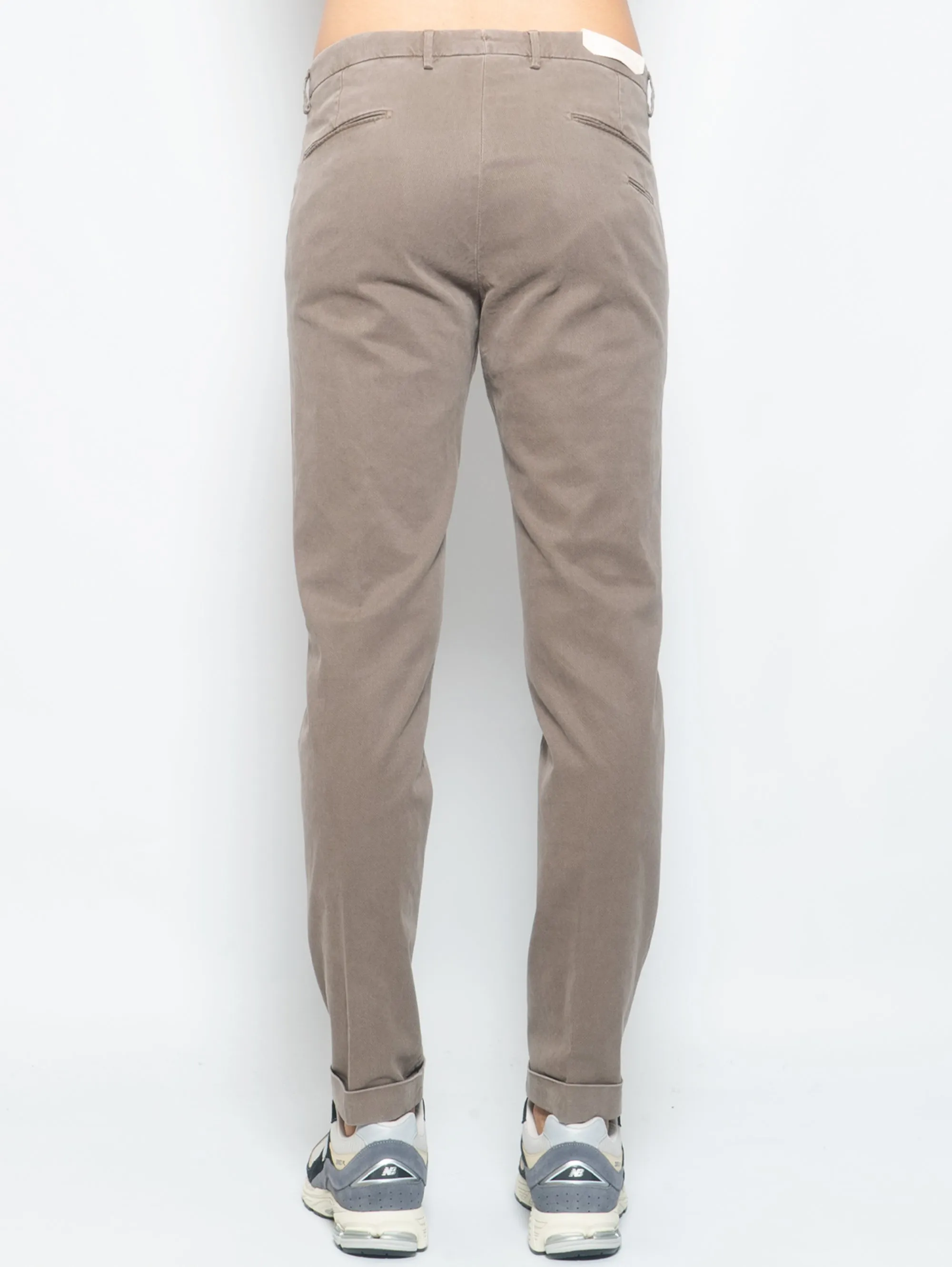 Chino in Cotone Armaturato Washed Tortora