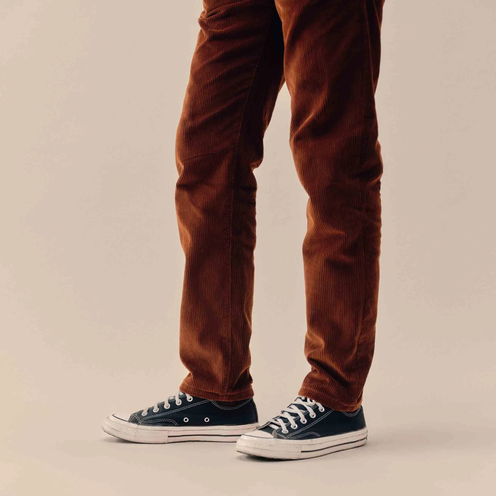 Chino Jeannot Velours terracotta coupe demi-slim