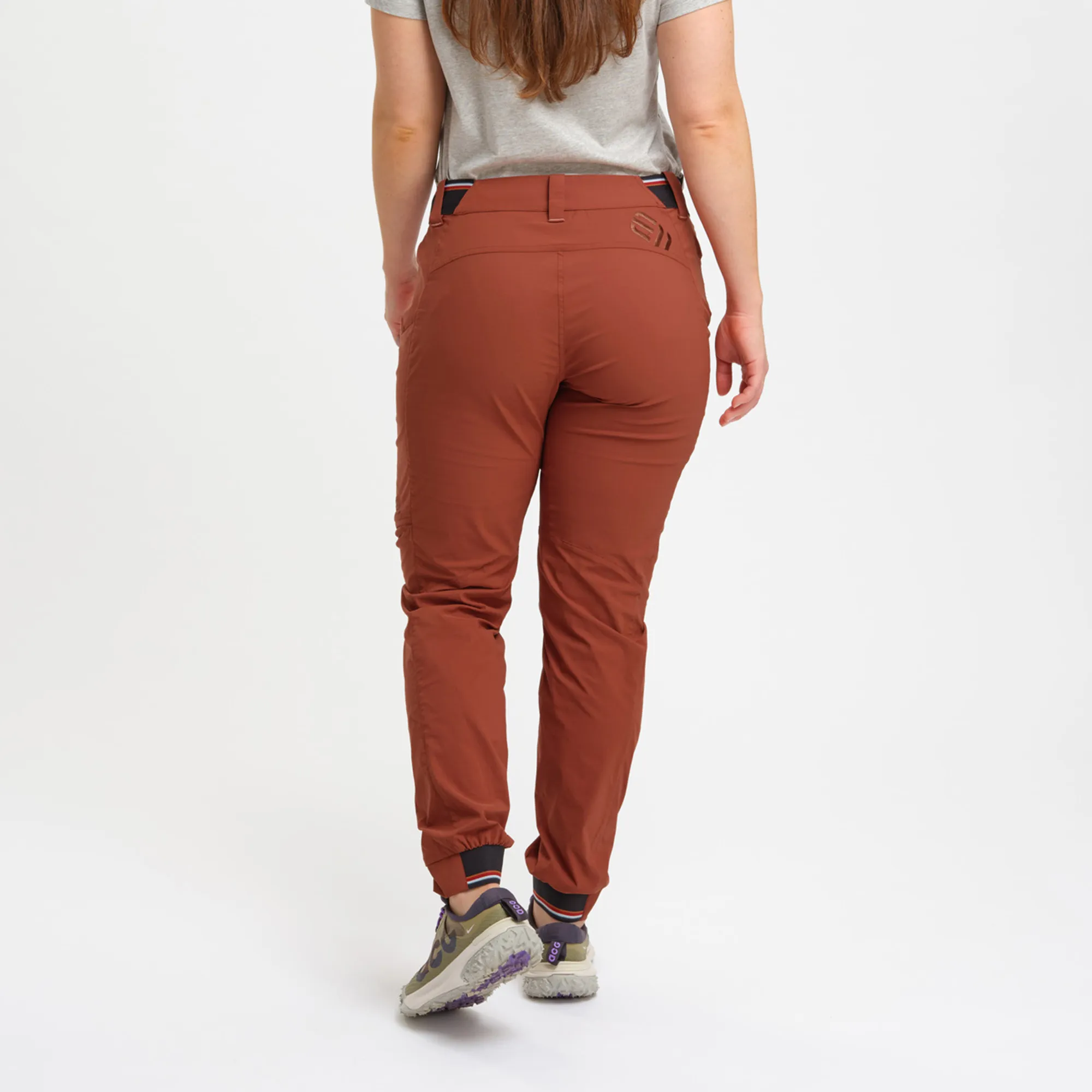 Elevenate Women&#x27;s Boulder Pants Copper | Buy Elevenate Women&#x27;s Boulder Pants Copper here | Outnorth