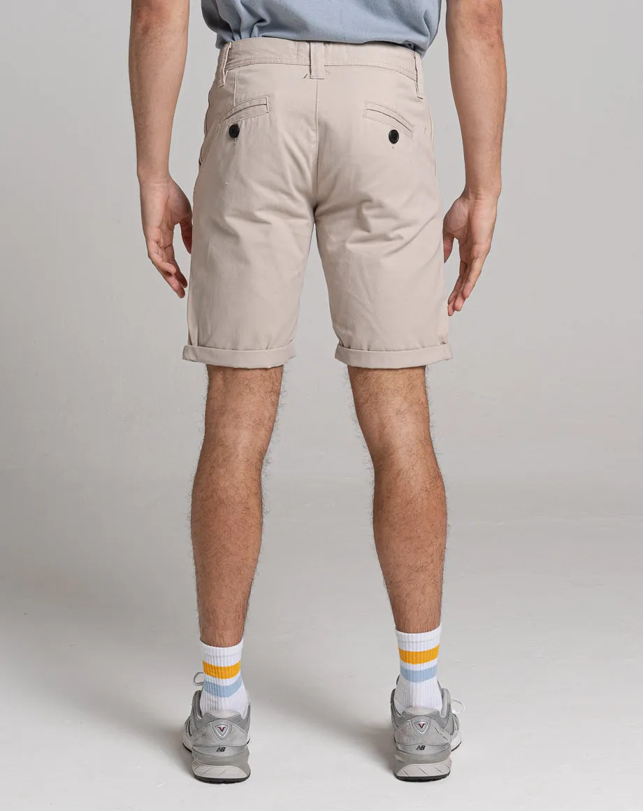 ESSENTIAL REGULAR FIT CHINO SHORTS | STONE