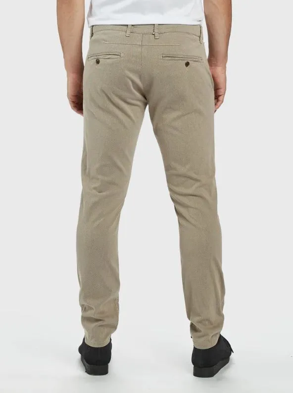 Gabba Paul Dale Chino Humus SS23