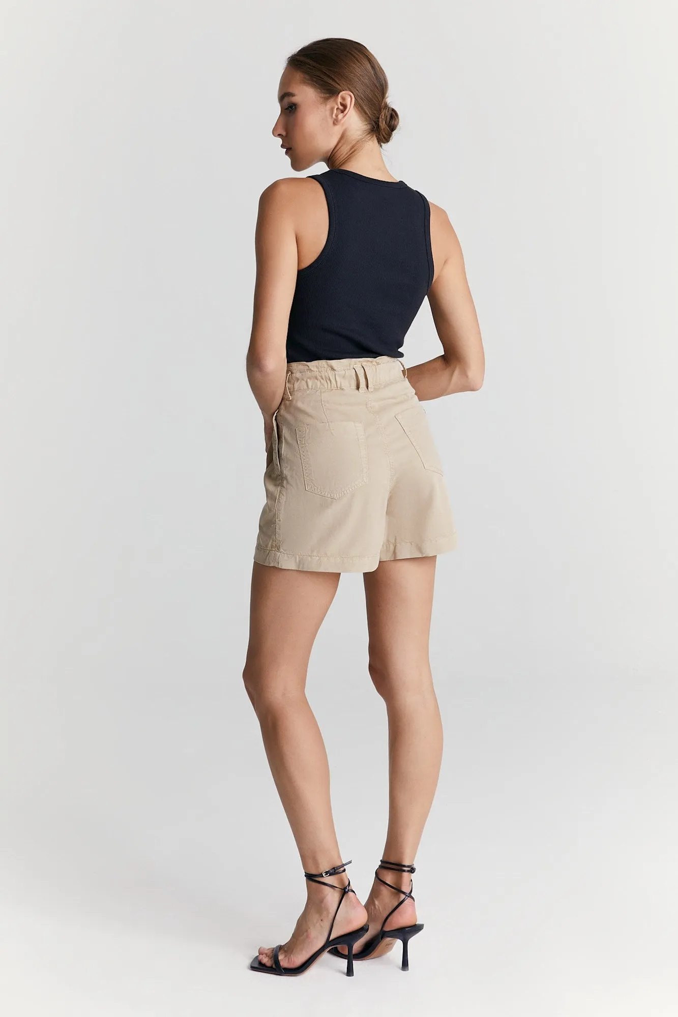 Judy High Waist Paperbag Chino Shorts Beige