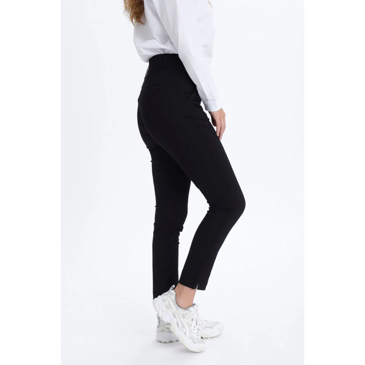 Lea 7/8 Chino pant black (Levering 3-4 hverdage)