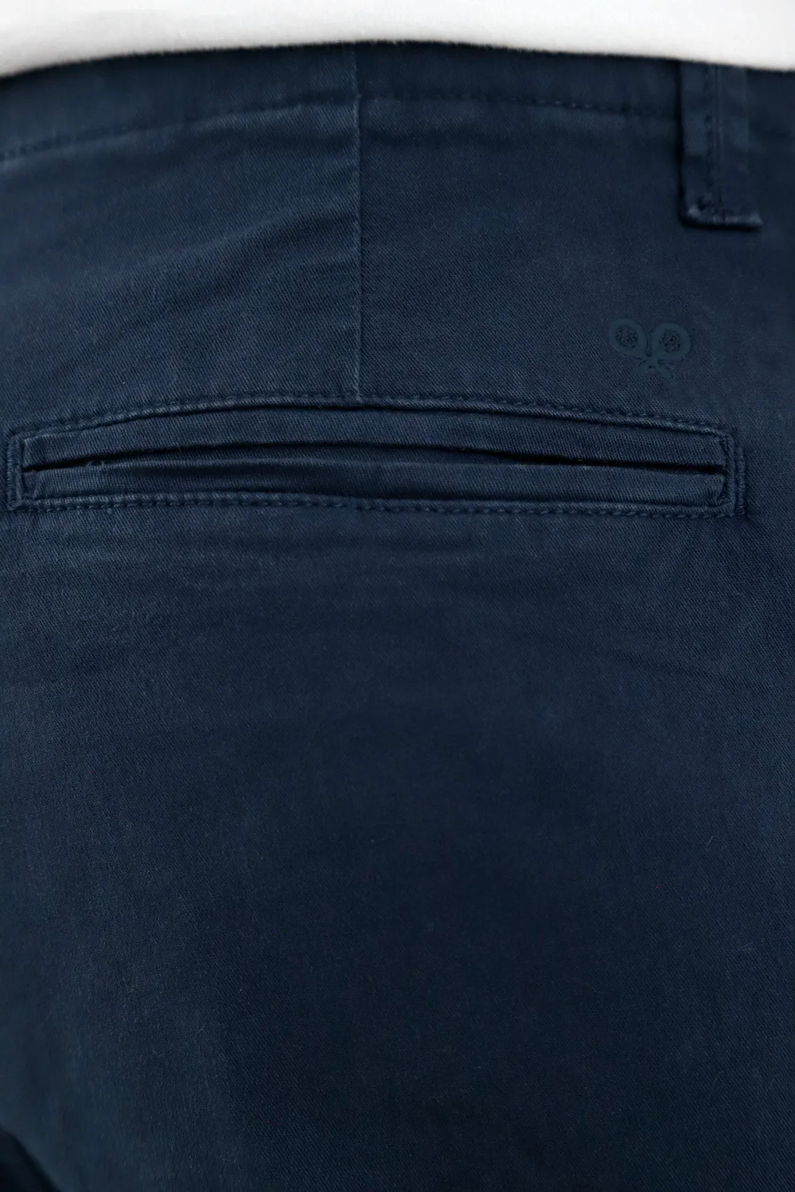 Pantalón clásico azul para hombre