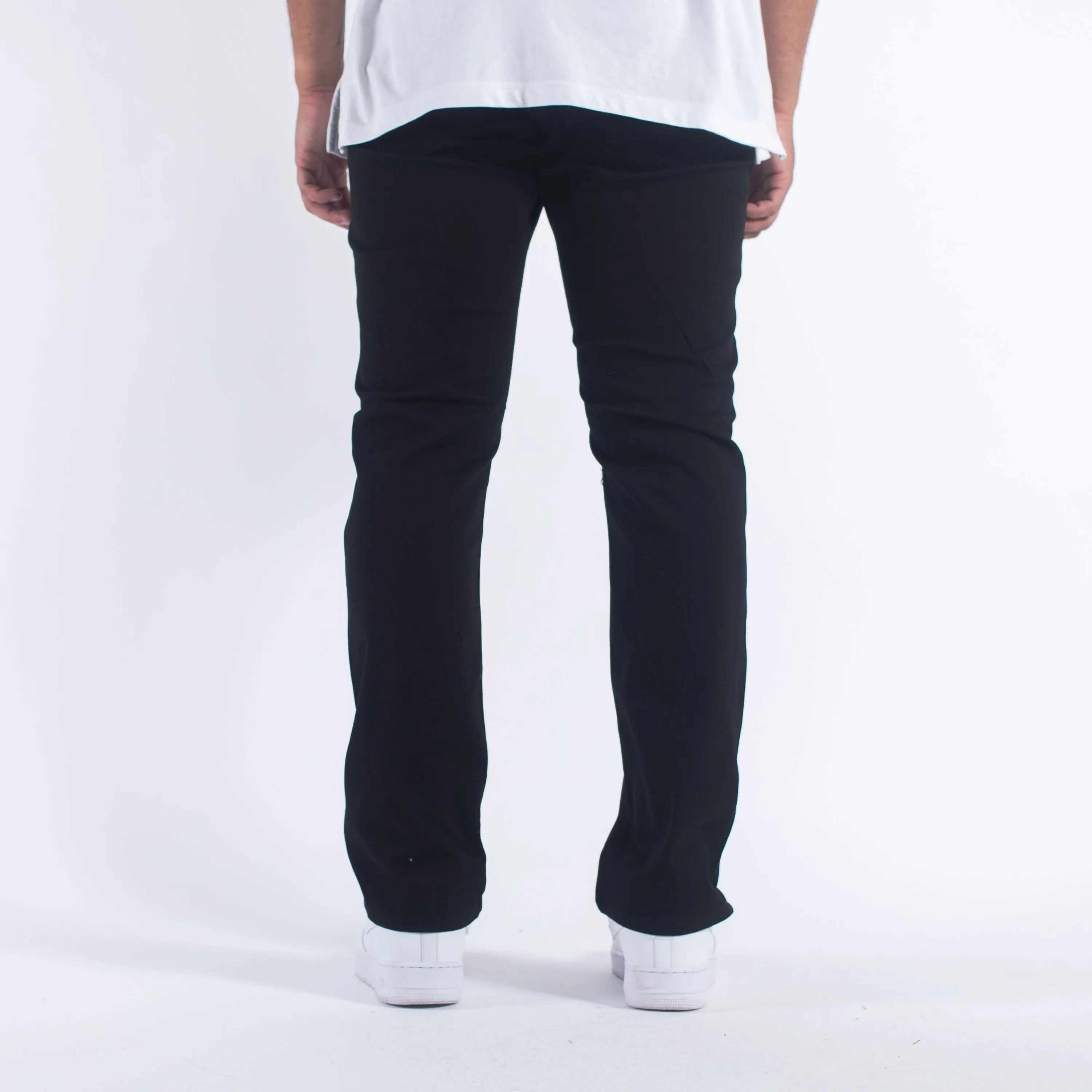 The Classic Chino - Black