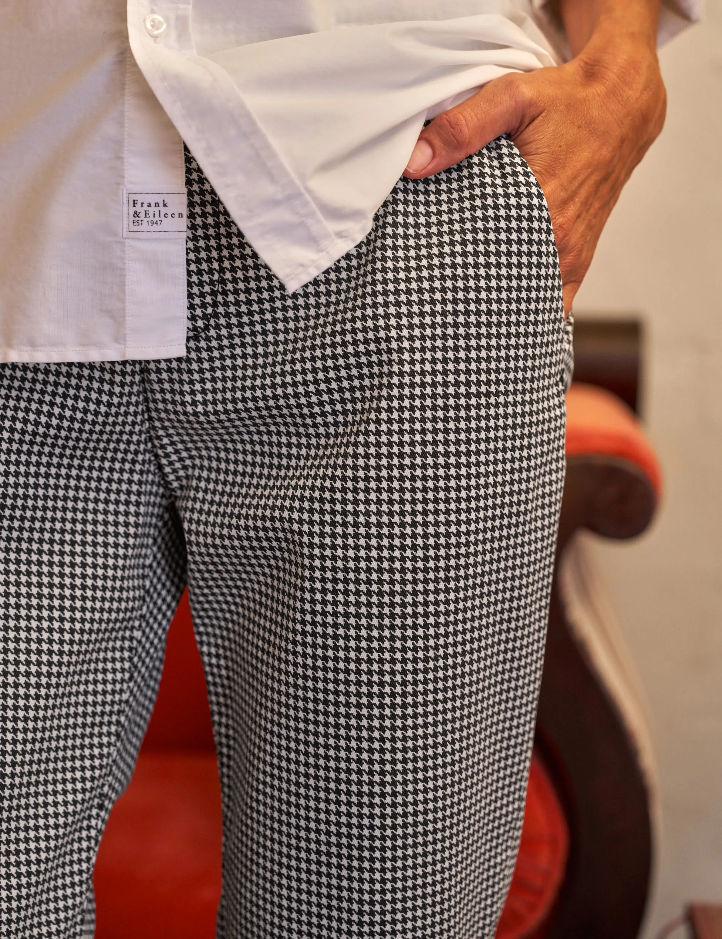 WICKLOW Black and White Houndstooth, Italian Performance Twill