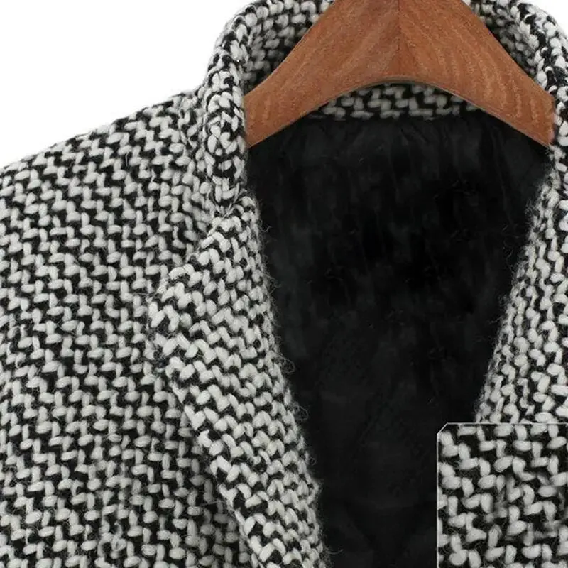 WOLF Houndstooth Wool Coat